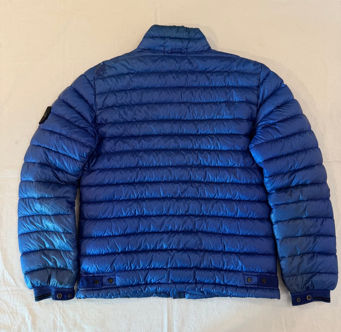 13FW 스톤아일랜드 가먼트 다이드 구스다운 경량패딩 블루 상품이미지4