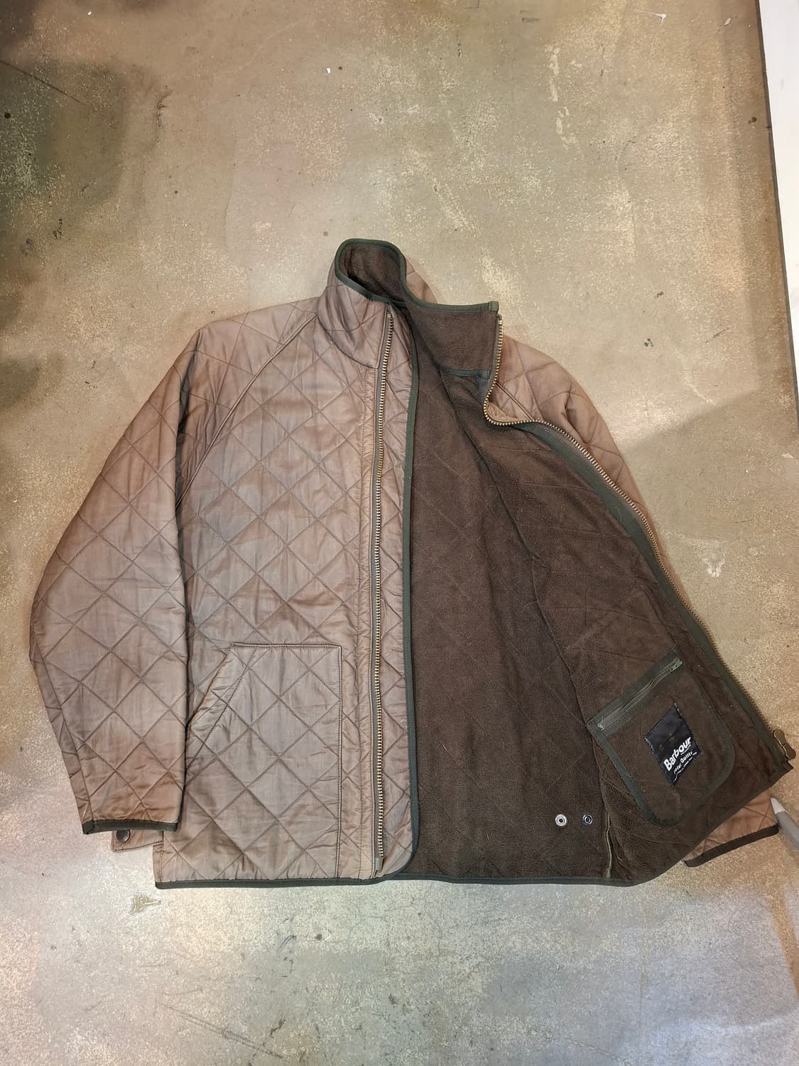 바버 폴라퀼트 쇼트 자켓  상품이미지4