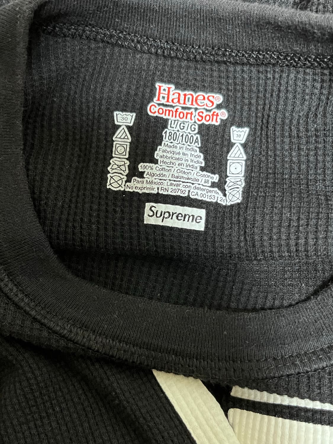 슈프림 헤인즈 본즈 씨멀 크루 블랙 상품이미지2