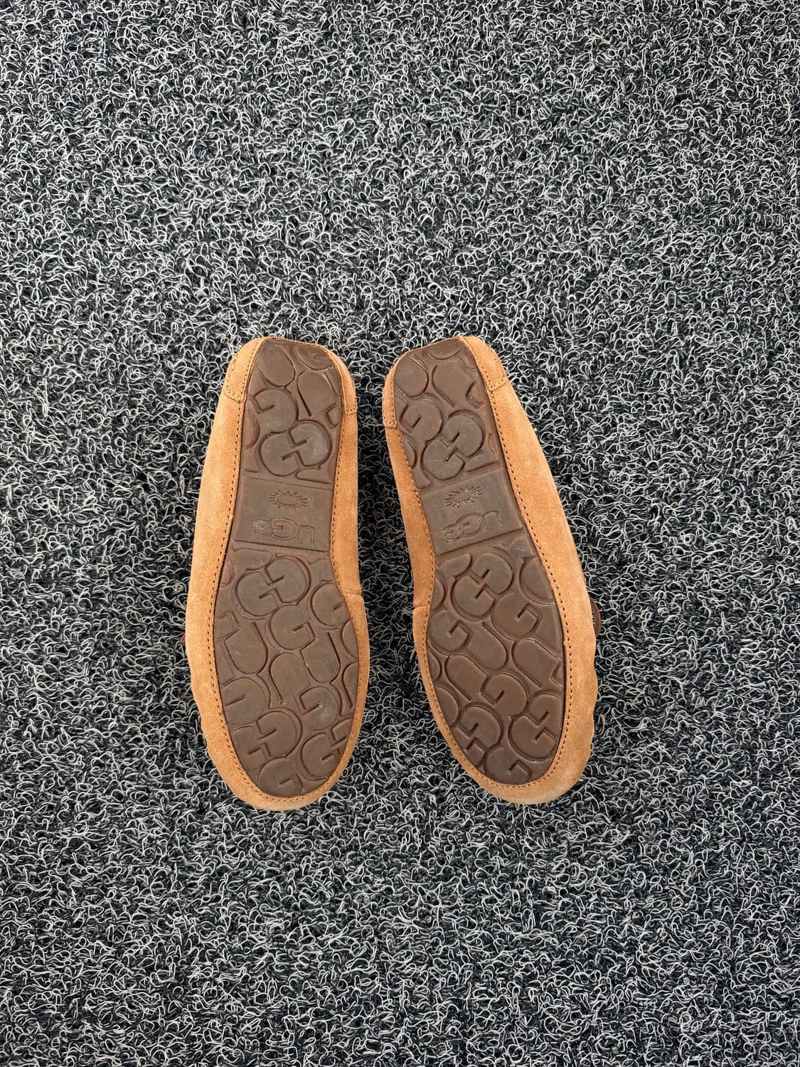 UGG 어그 모카신 브라운 US5 (225mm) 상품이미지4