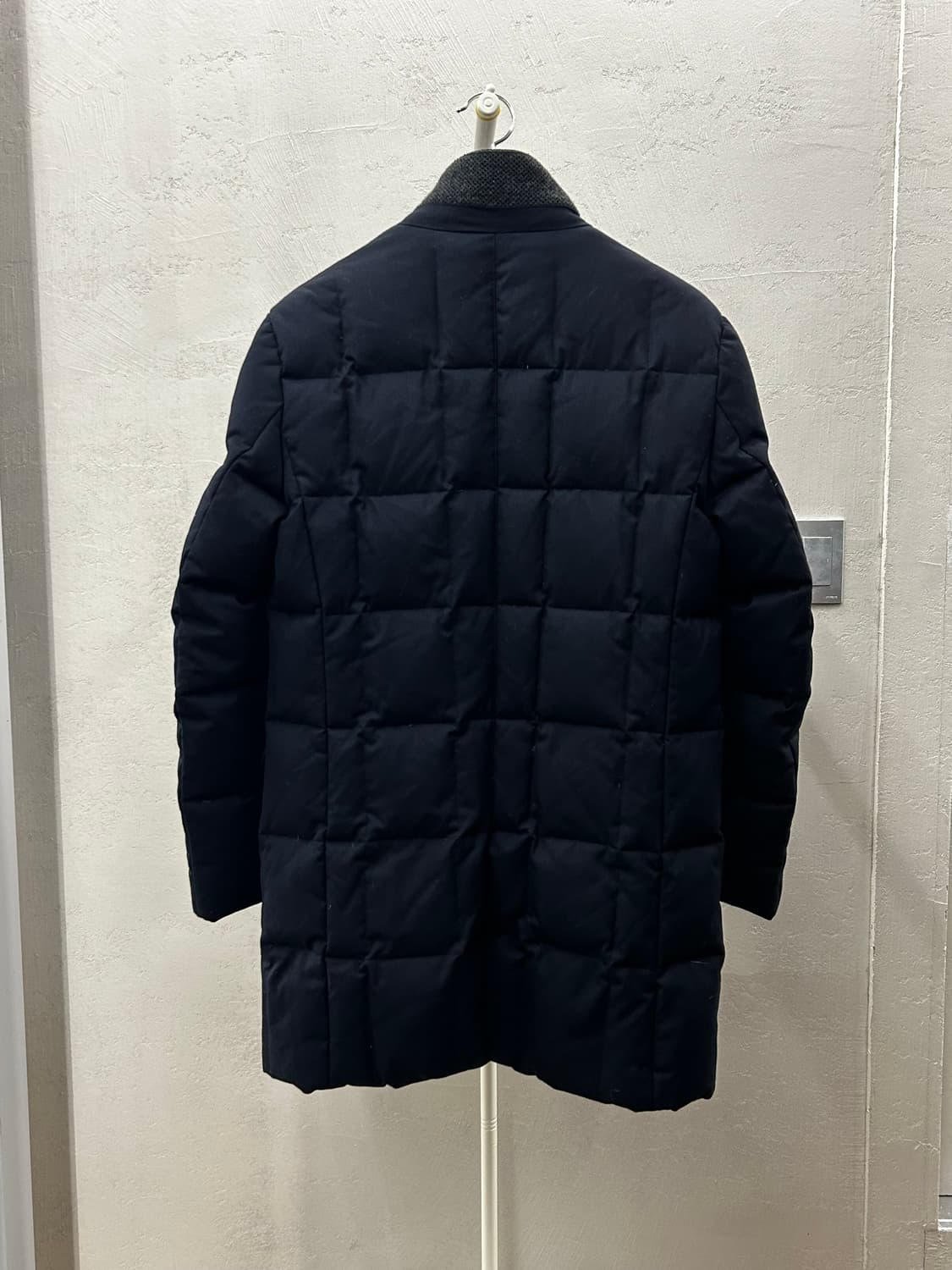 영국 감성 킨록(Kinloch) 네이비 컬러 퀼팅 다운 롱 코트 상품이미지3