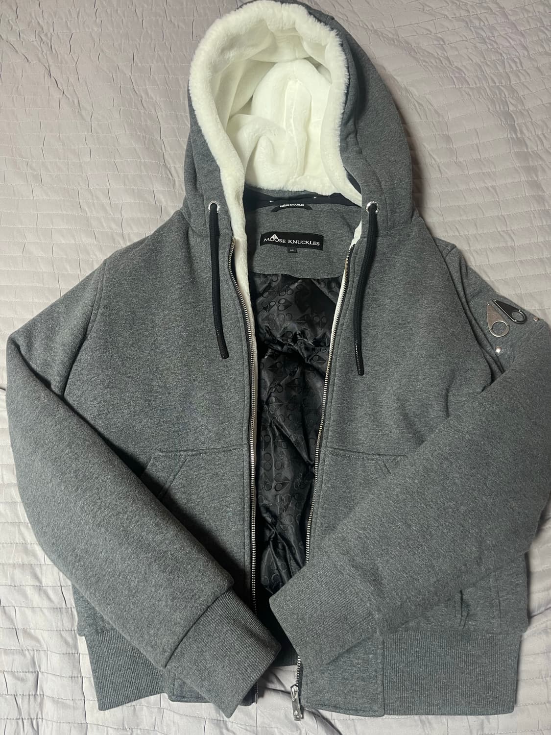 새상품급/L 22FW무스너클 버니스웨터 후드집업 차콜 상품이미지1