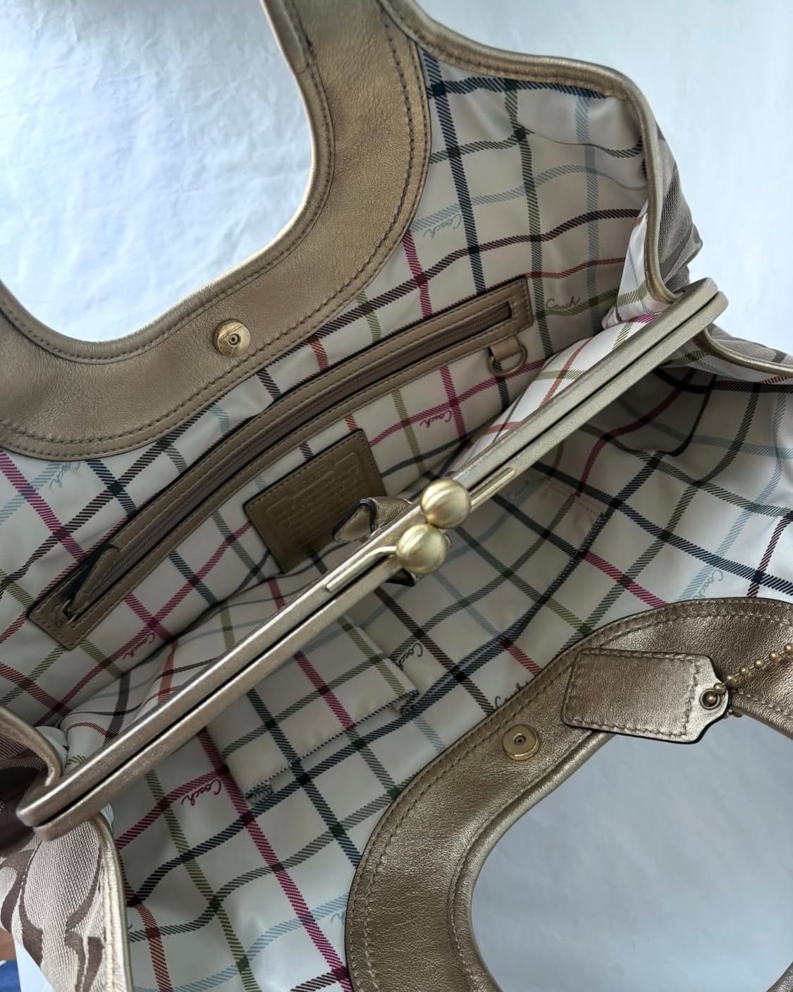 Coach gold brown shoulder bag 상품이미지4