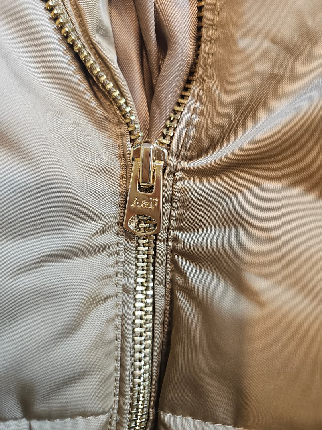 아베크롬비 울트라 컬렉션 숏패딩 XXS 상품이미지5