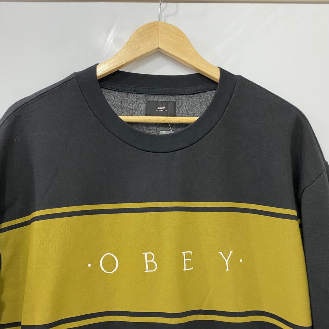 오베이 빅로고 맨투맨(M) 상품이미지3