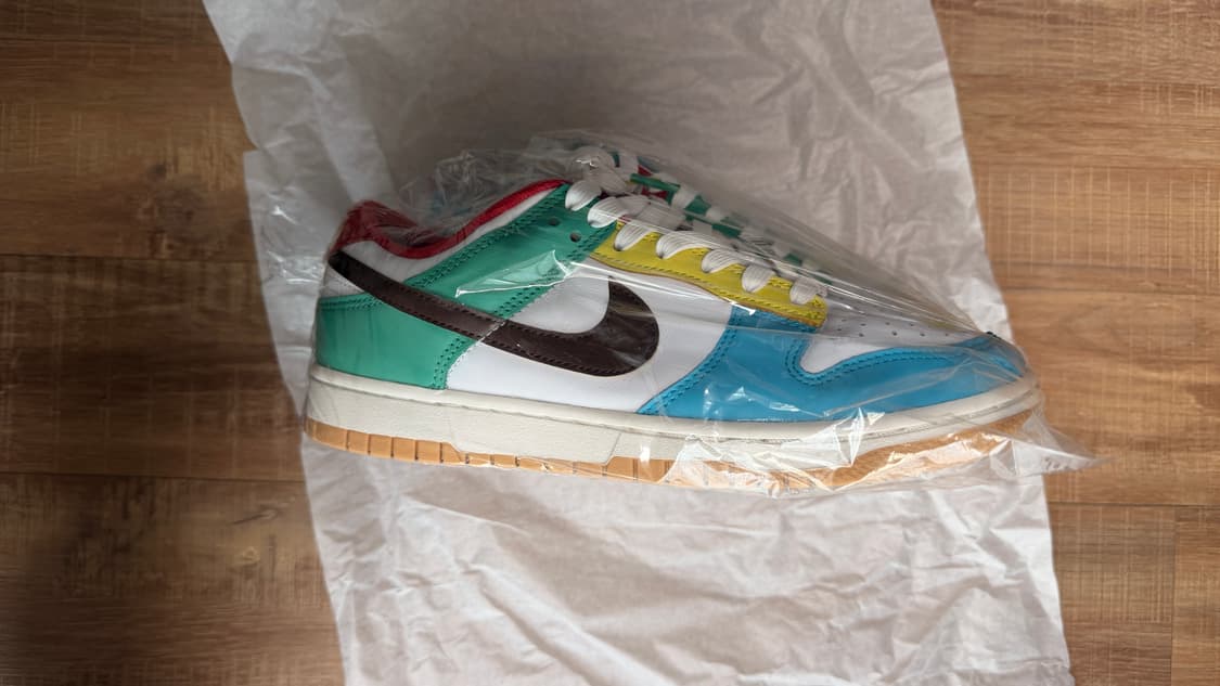 덩크 로우 SE 프리 99 화이트 상품이미지1