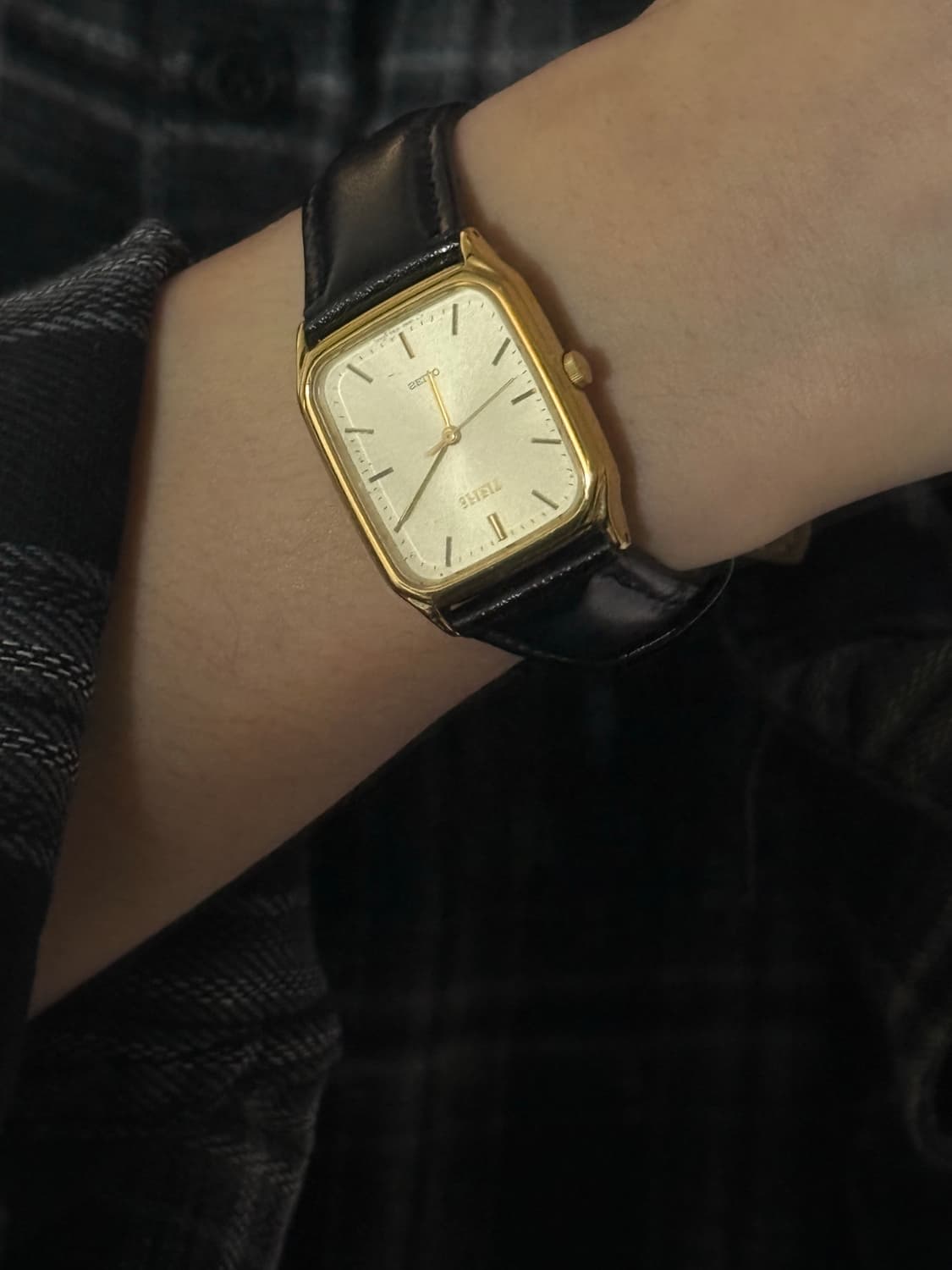 SEIKO 빈티지 쿼츠 시계 상품이미지4