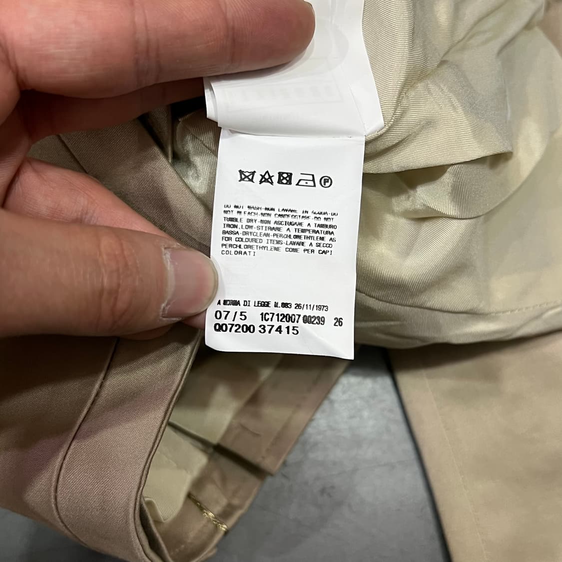  저스트카발리 데드스탁 프릴 셋업 y16300 상품이미지6