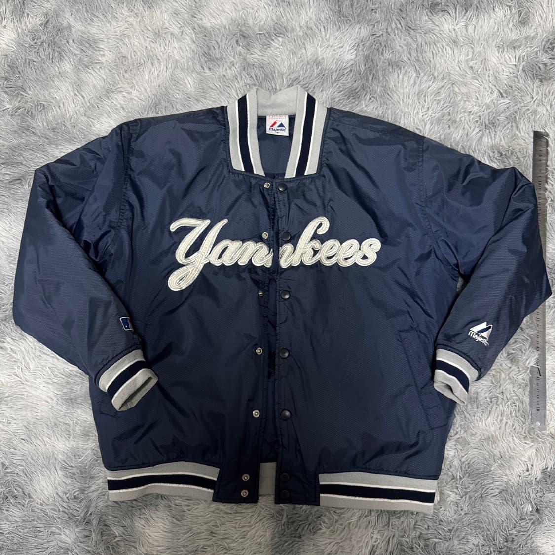 마제스틱 뉴욕양키스 바시티점퍼 M사이즈 상품이미지1