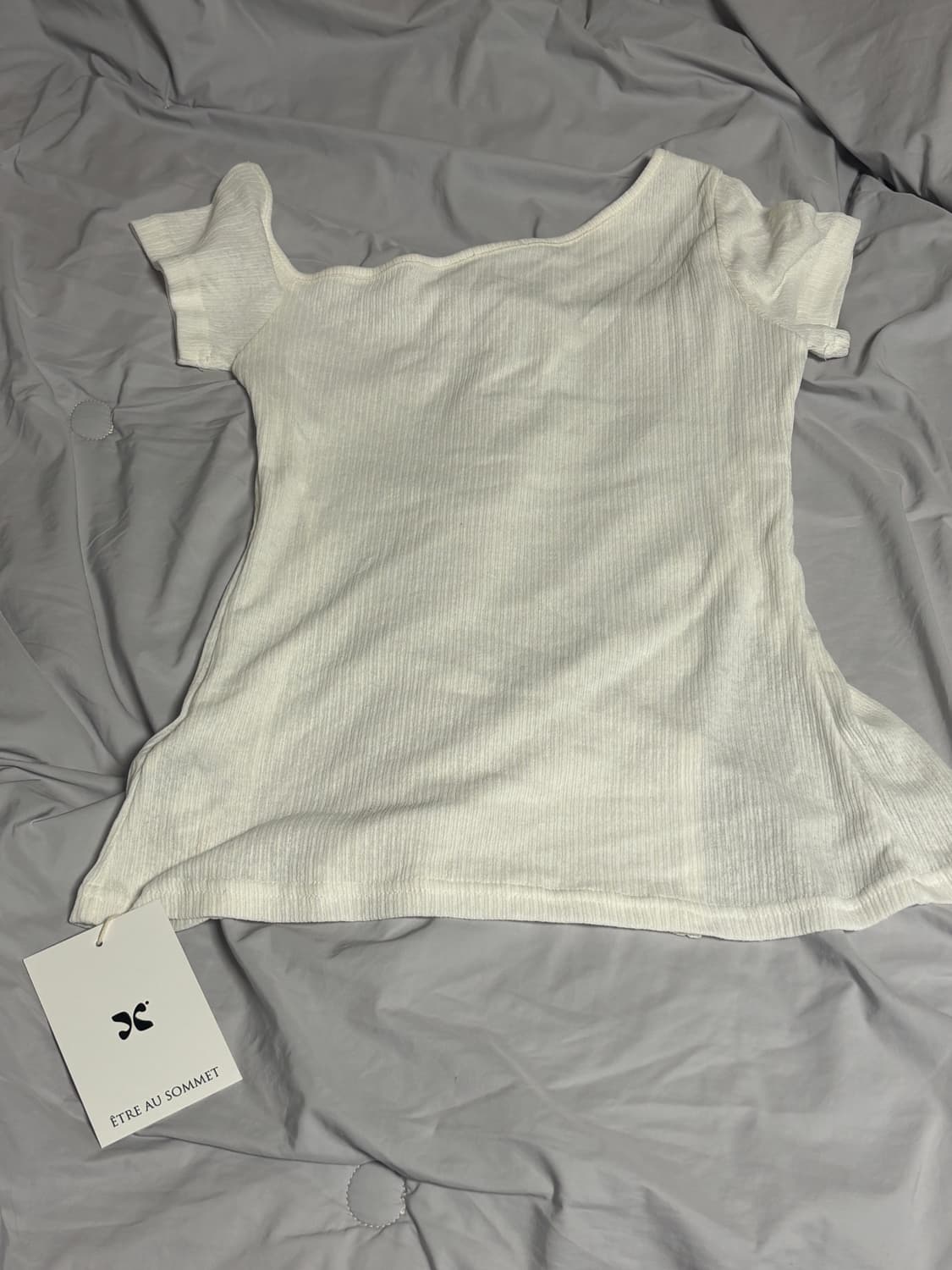 택o 에트오소메 원숄더 베이직 슬릿 탑 상품이미지3