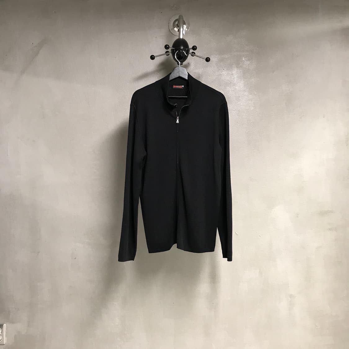 프라다 스포츠 니트 집업 블랙 52 상품이미지1