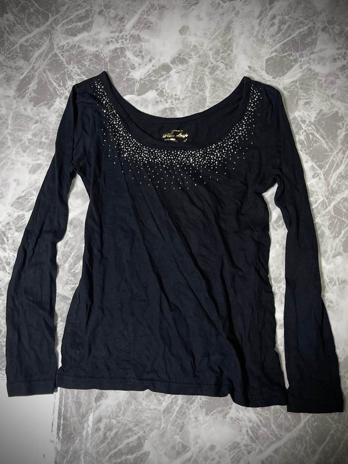 cubic u neck sleeve t 상품이미지1