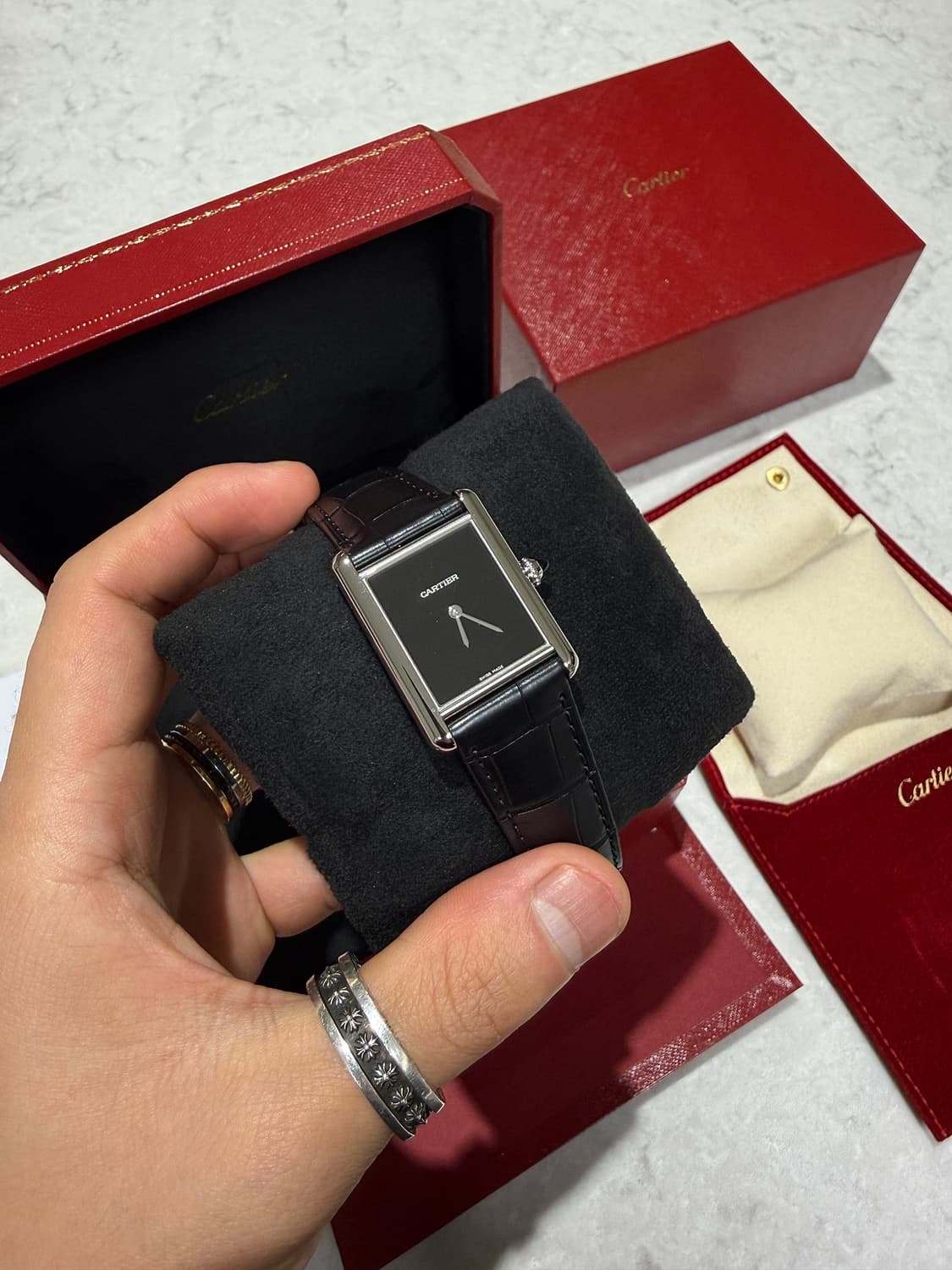 [L] 까르띠에 탱크 머스트 블랙 래커 다이얼 가죽 스트랩 상품이미지7