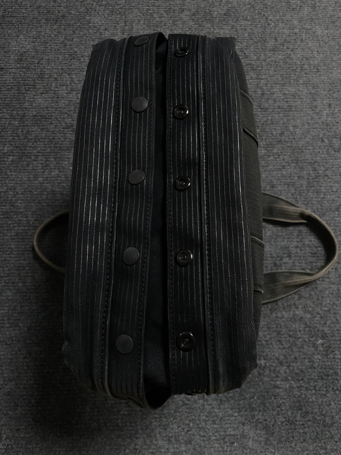 포터 드로잉 블랙 스트라이프 토트백 상품이미지5