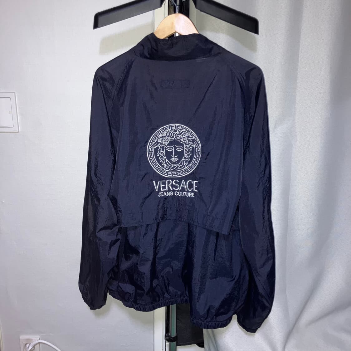 베르사체 바람막이 상품이미지1