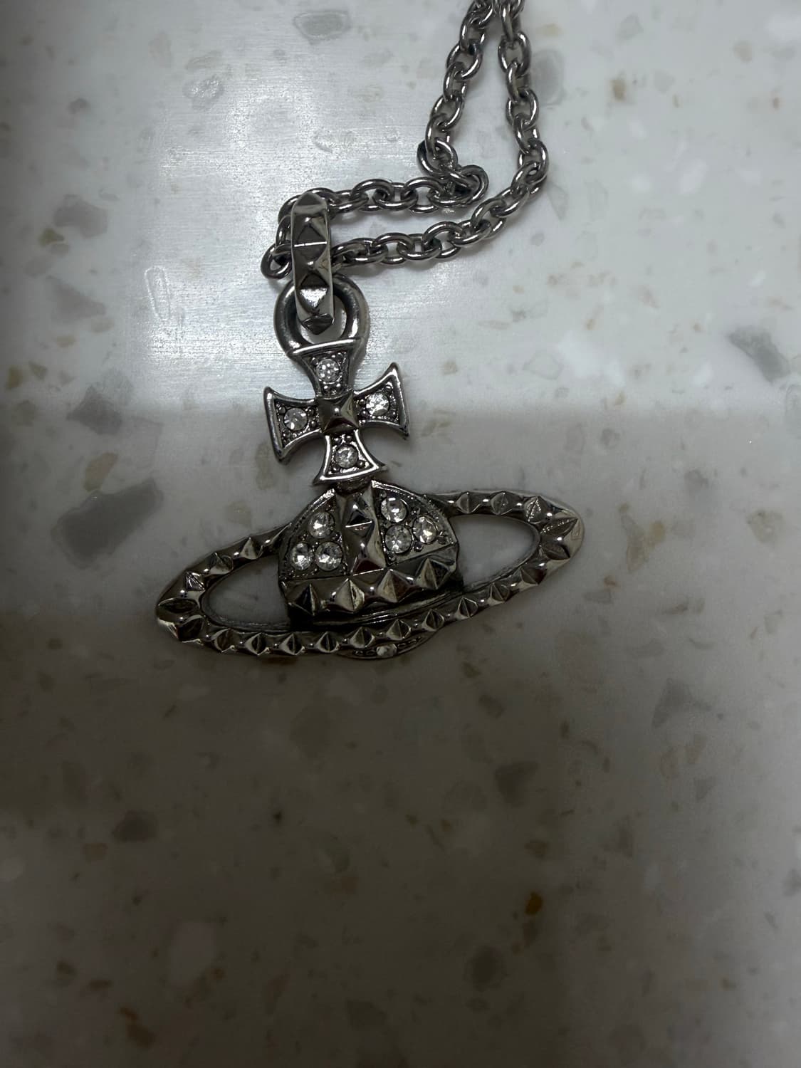 비비안웨스트우드 릴리프 목걸이 상품이미지1