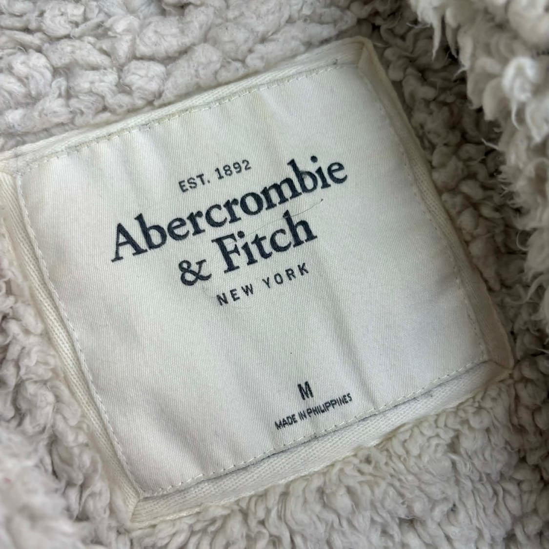 아베크롬비 y2k 여리핏 양털 울프죠 걸즈 자켓 후드집업 희귀져지(M) 상품이미지4