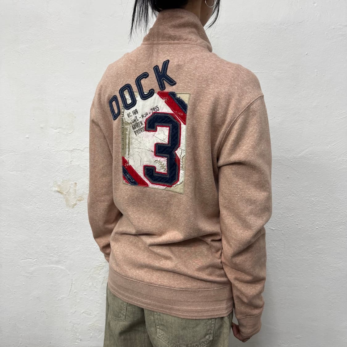 아비렉스(AVIREX) 인디핑크 코튼 폴리 스펠링 패치 하이넥 집업 자켓 상품이미지2