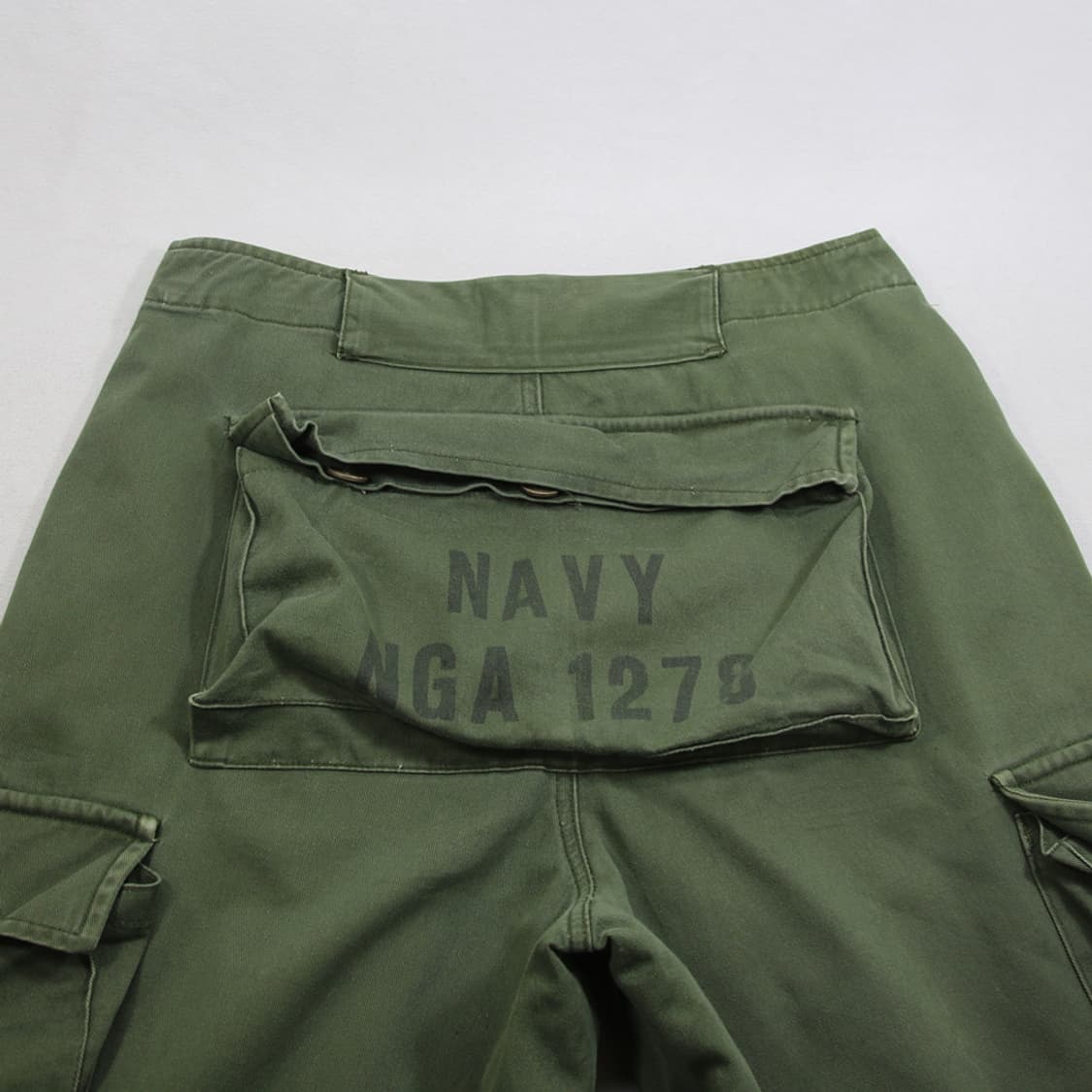 (착용컷) U.S.NAVY 몽키 카고 반바지 (남성용 29) 상품이미지9