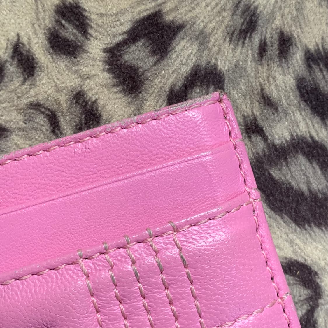 버버리 롤라 램스킨 퀼팅 카드지갑 핑크 상품이미지9