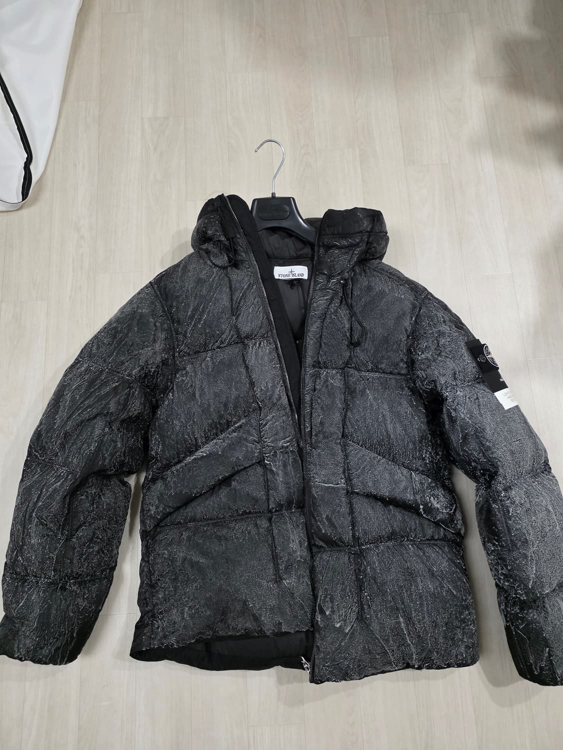 스톤아일랜드 26ss 리플렉티브 패딩 상품이미지1