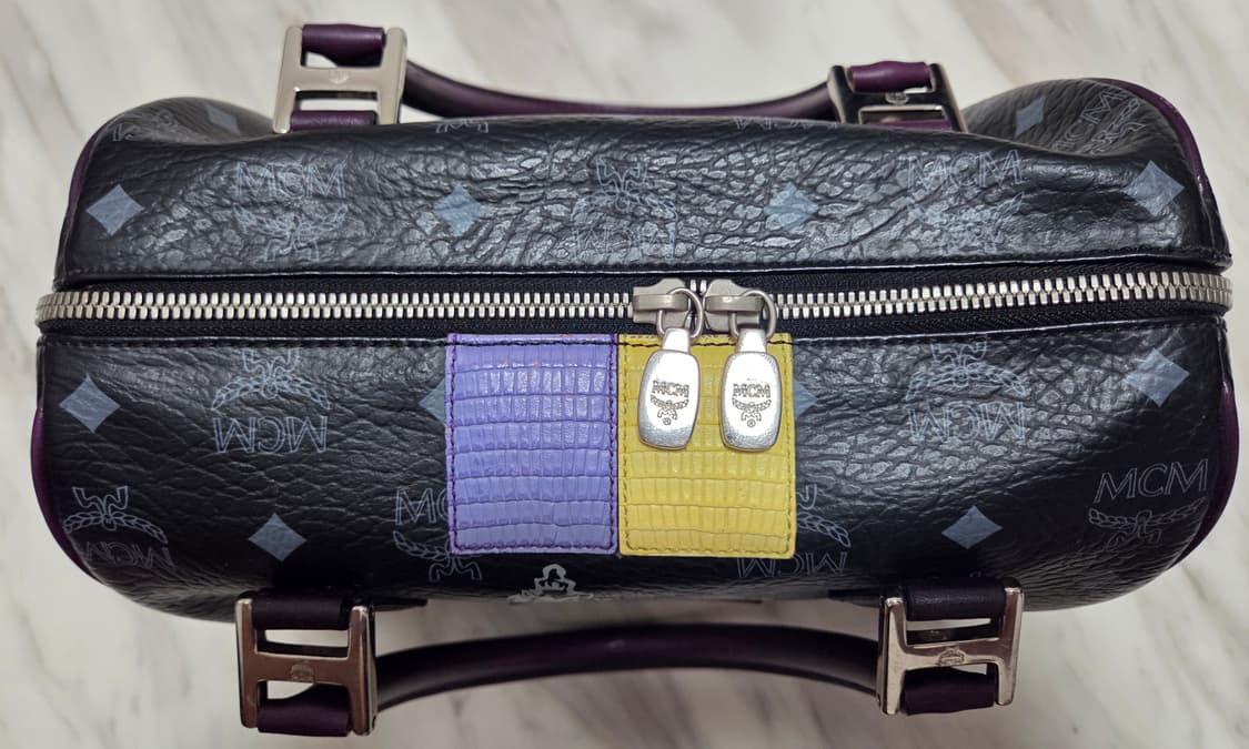 MCM 비세토스 라이언 프린트 보스턴백 상품이미지3