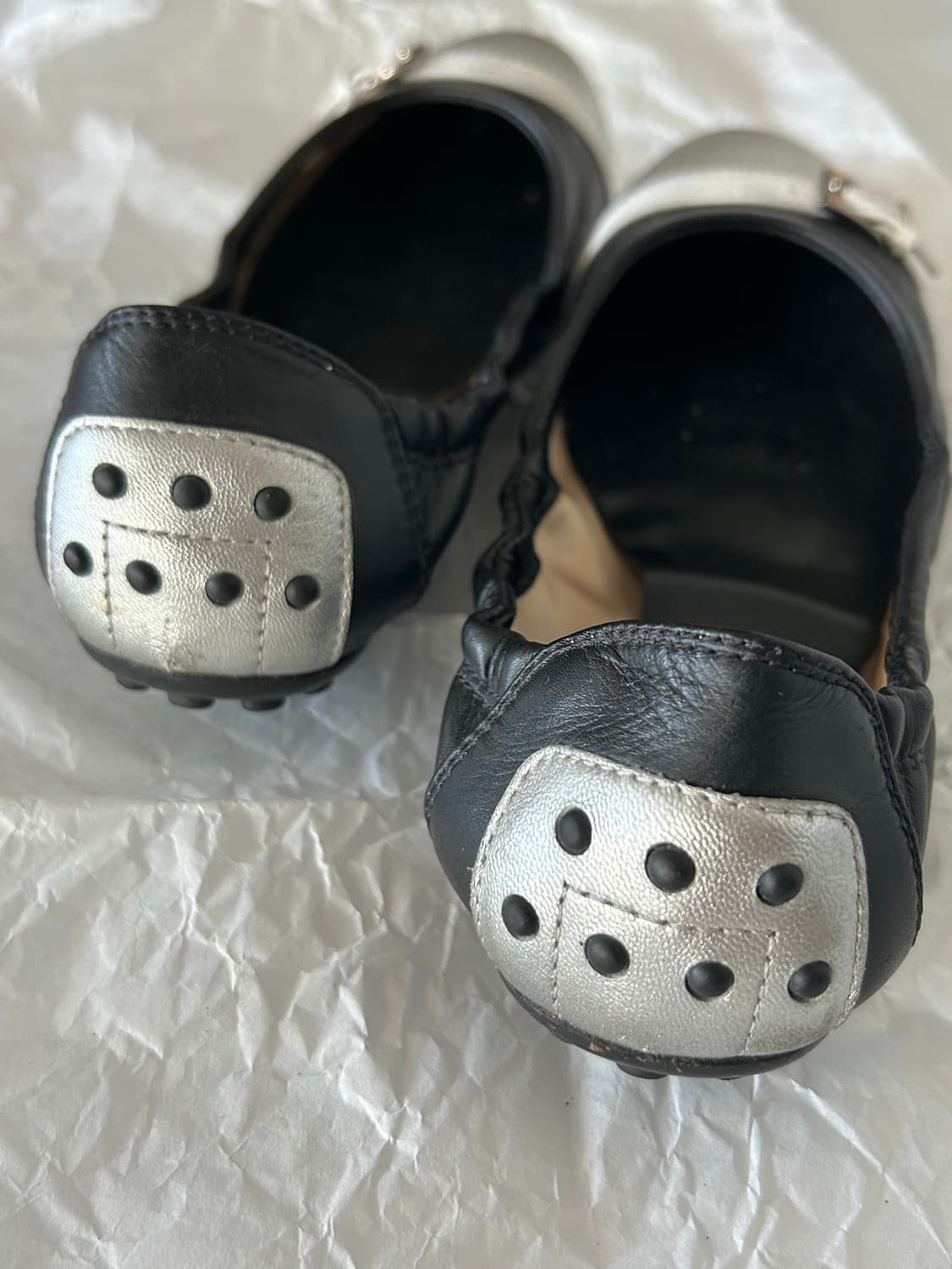 Tod’s 블랙 실버 플랫슈즈 상품이미지2