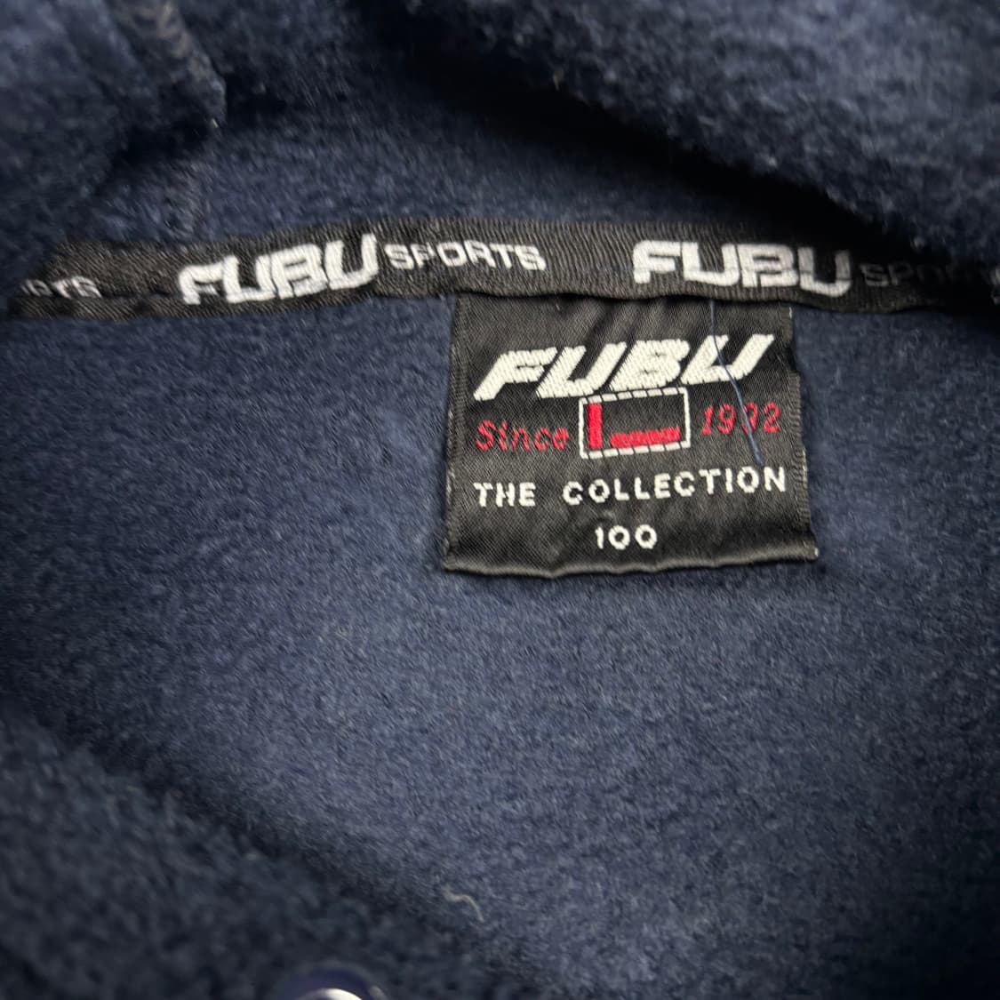 후부 네이비컬러 플리스 후드티 상품이미지3