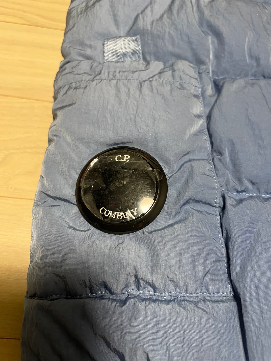 cp company  다운 베스트 새제품 팝니다 상품이미지3