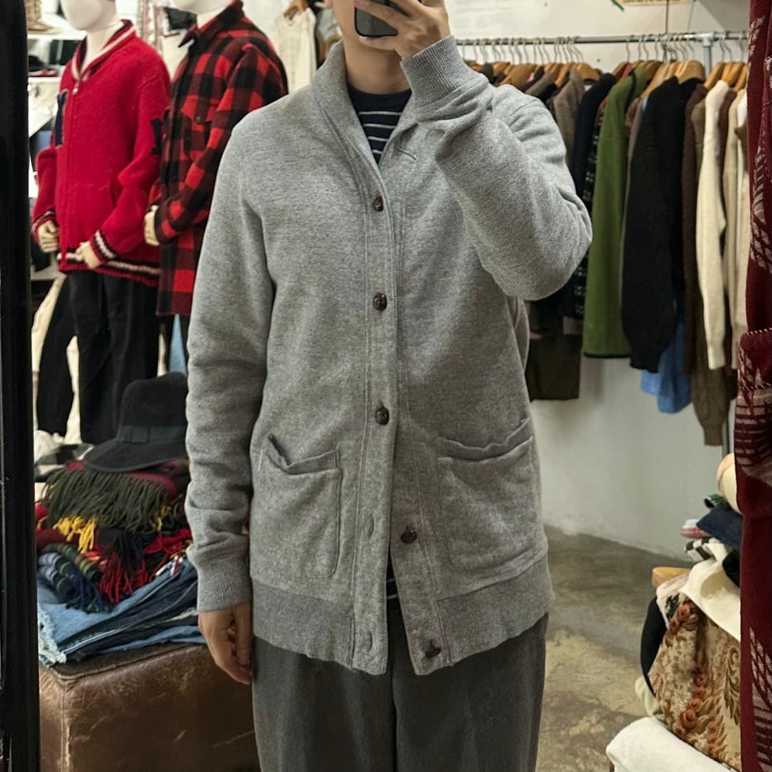 (착용컷) OSH KOSH 스웻 하찌 가디건 (남성용 103) 상품이미지3