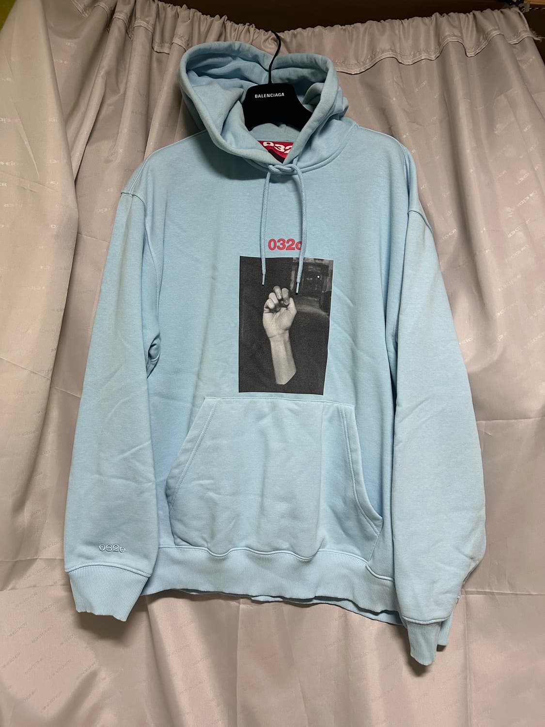032c fist 프린팅 후드 xxl 하늘색 상품이미지1