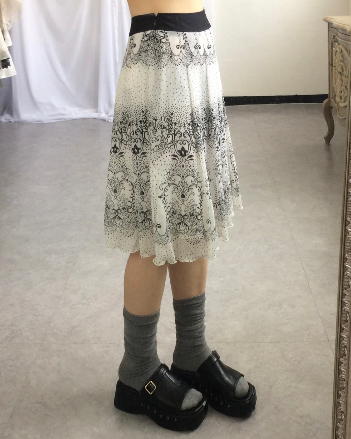 Pattern point pleats midi skirt 상품이미지5