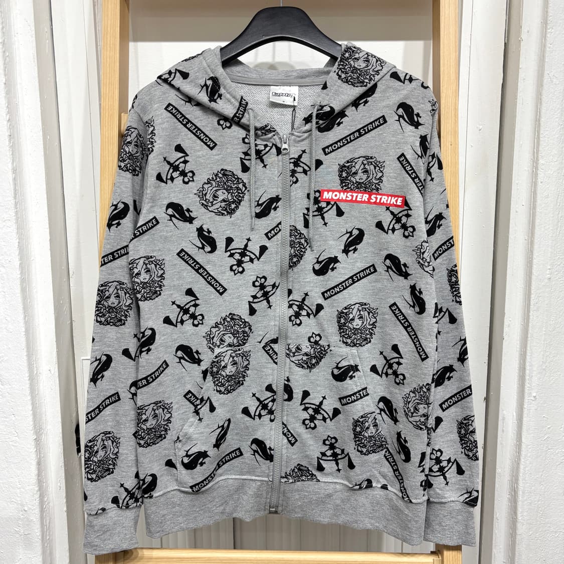 몬스터 스트라이크 후드집업 상품이미지2
