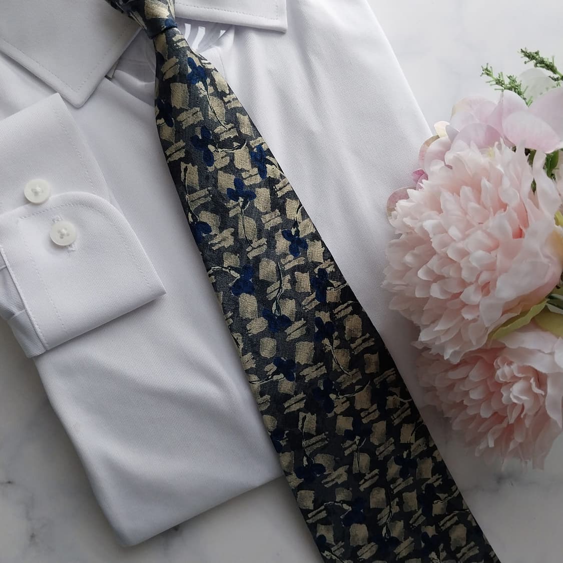 니노 세루티 실크 네이비 플라워 패턴 넥타이 9.3cm A등급 K1212 상품이미지7