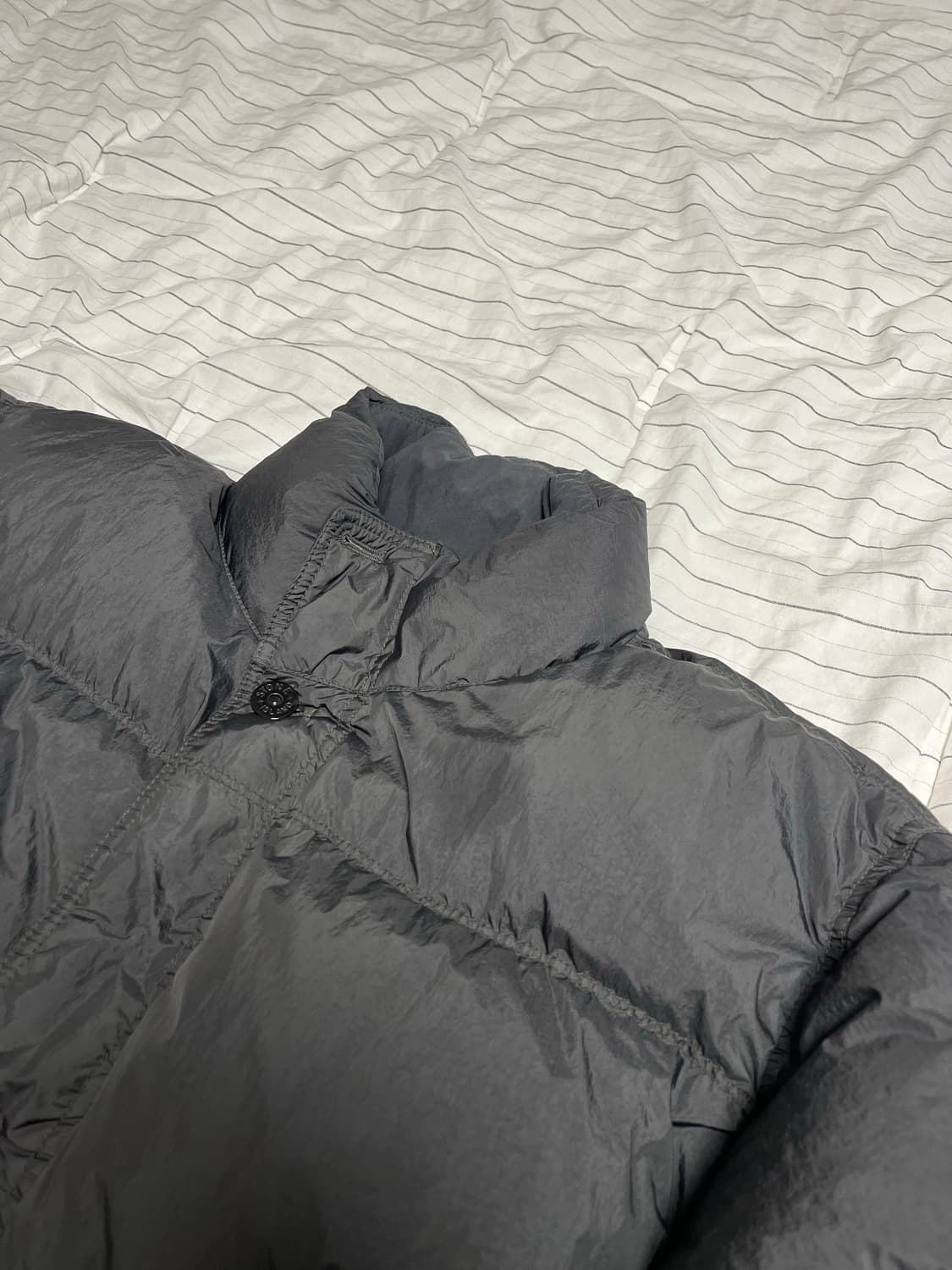 24FW 스톤아일랜드 크링클랩스 판매(L) 상품이미지2