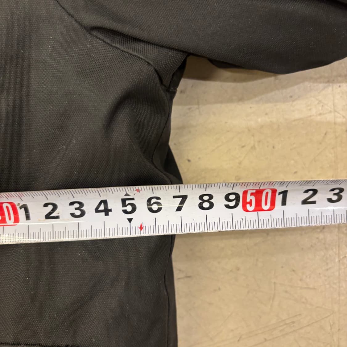 아이더 700 퍼 다운 블랙 패딩 상품이미지5