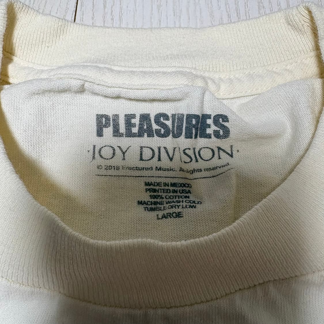 [L] 플레져스 x 조이디비전 밴드 티셔츠 상품이미지2