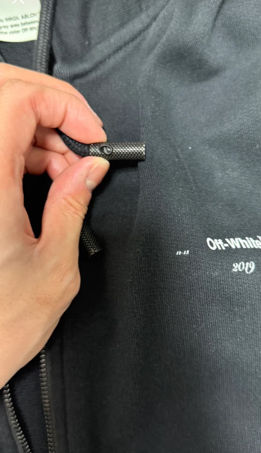 오프화이트 후드집업 상품이미지3