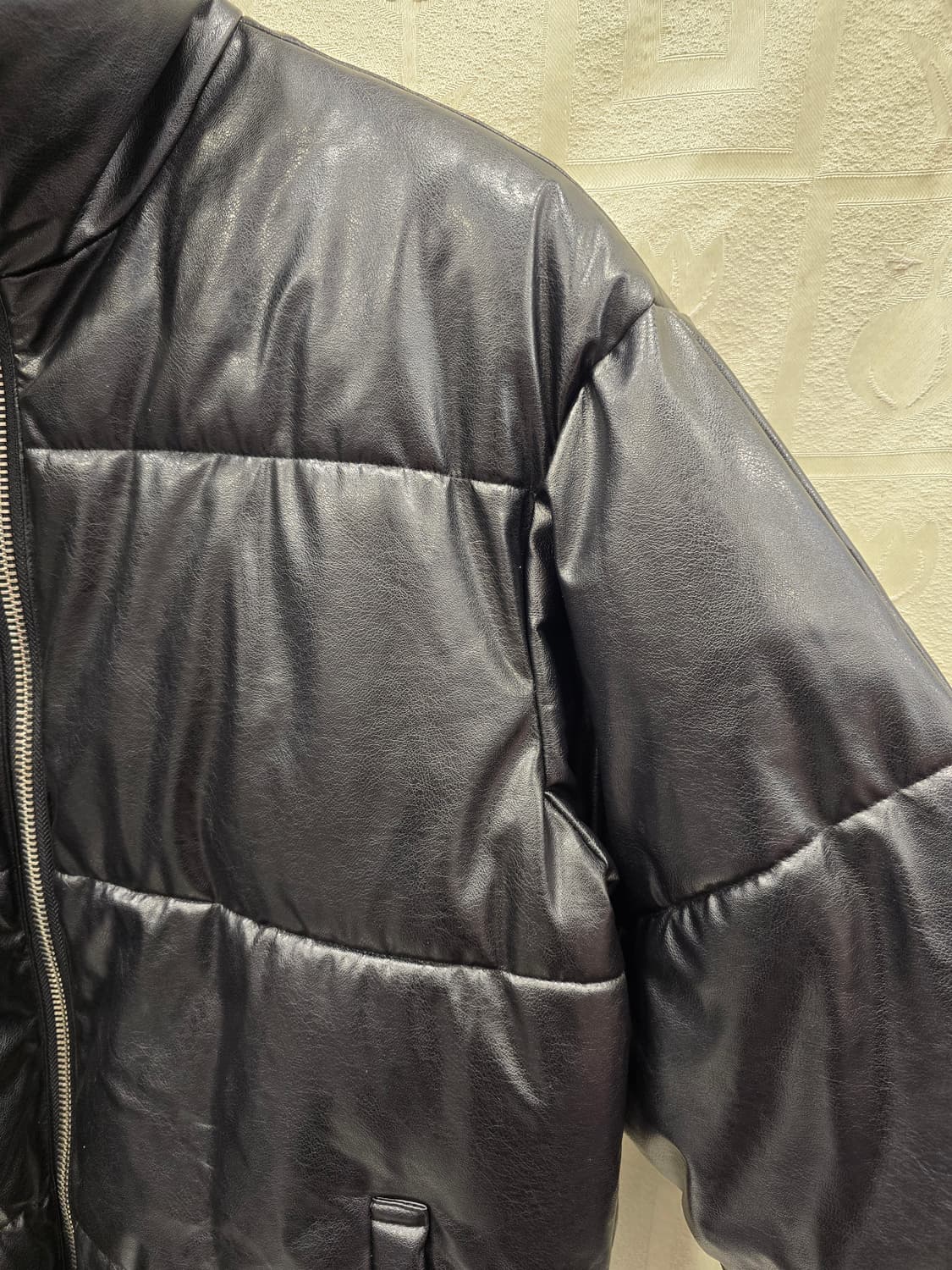 R2 스튜디오 레더 패딩 점퍼 블랙 100~105 상품이미지3