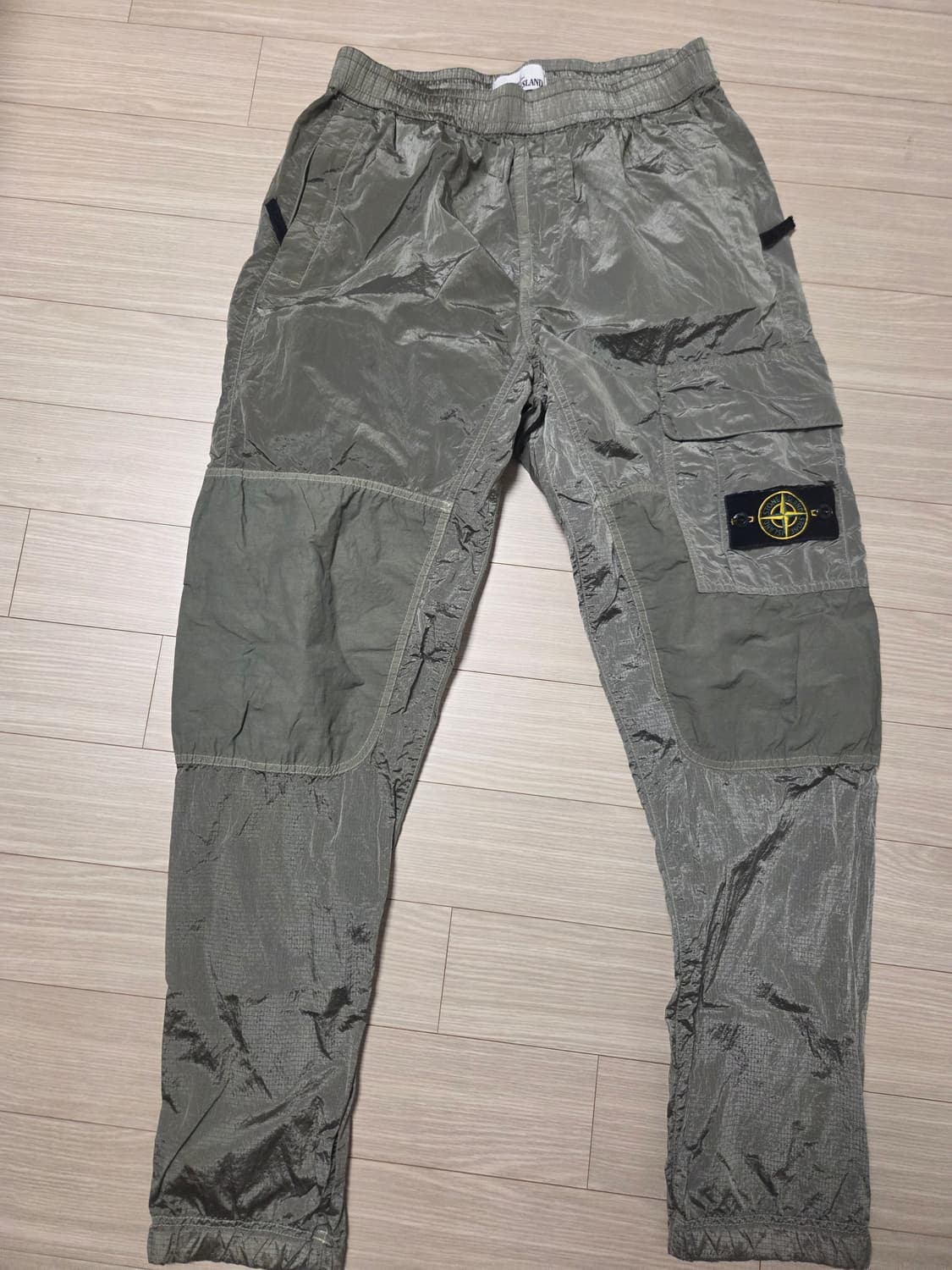 [30] 스톤아일랜드 19ss 나일론 팬츠 팝니다.
 상품이미지1