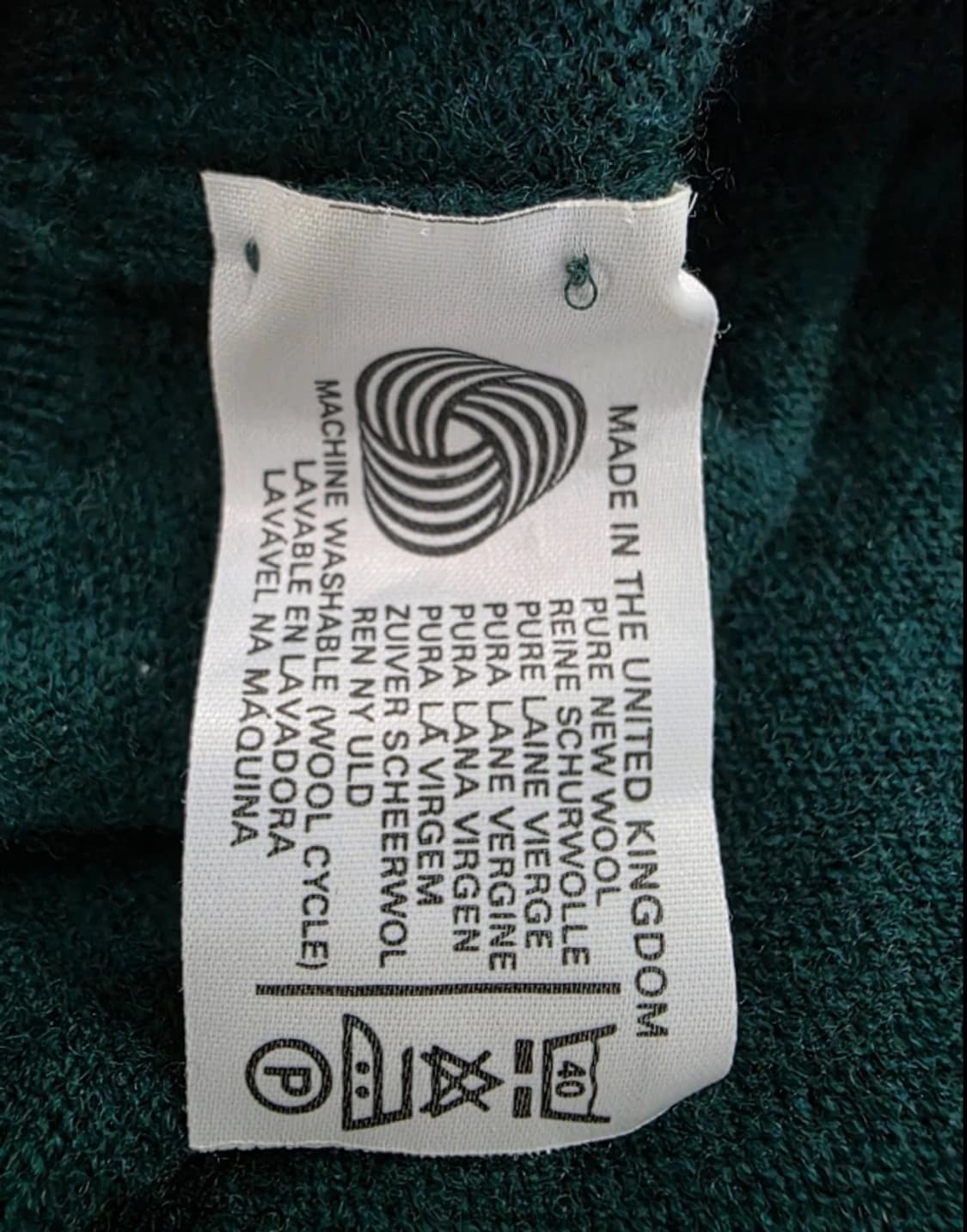 버버리 램스울 V넥 니트 95 상품이미지6