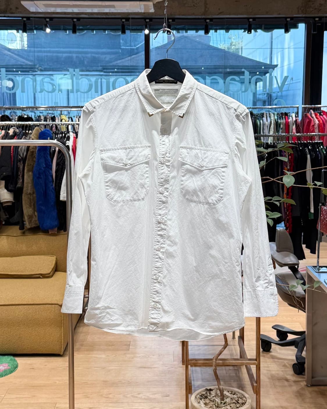 컬러 화이트 포켓 코튼 셔츠 상품이미지1