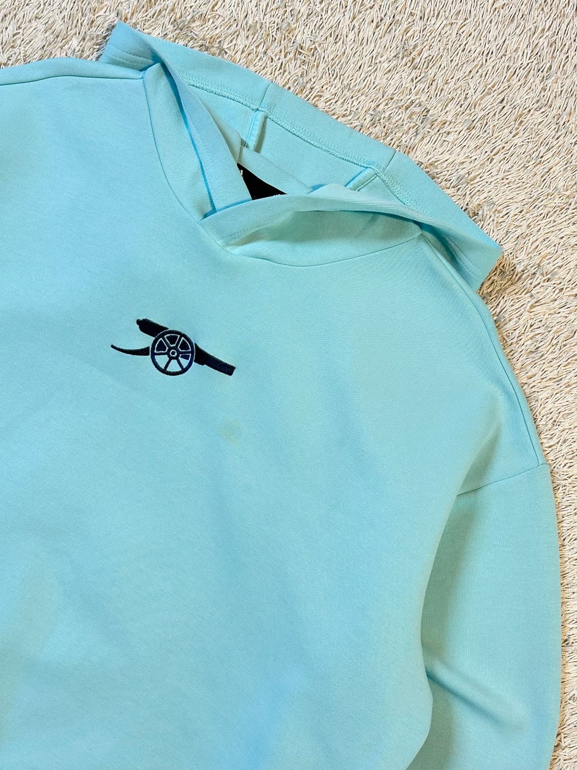 아디다스 아스날 자수로고 후드티 스카이블루 상품이미지2