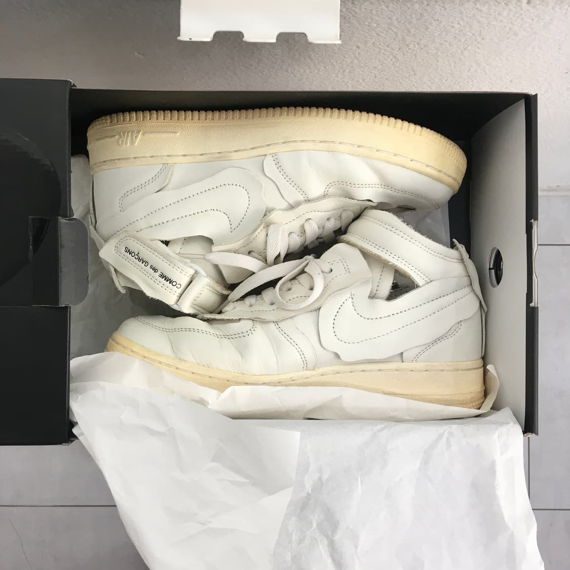 꼼데가르송 나이키 에어포스 스니커즈 상품이미지1