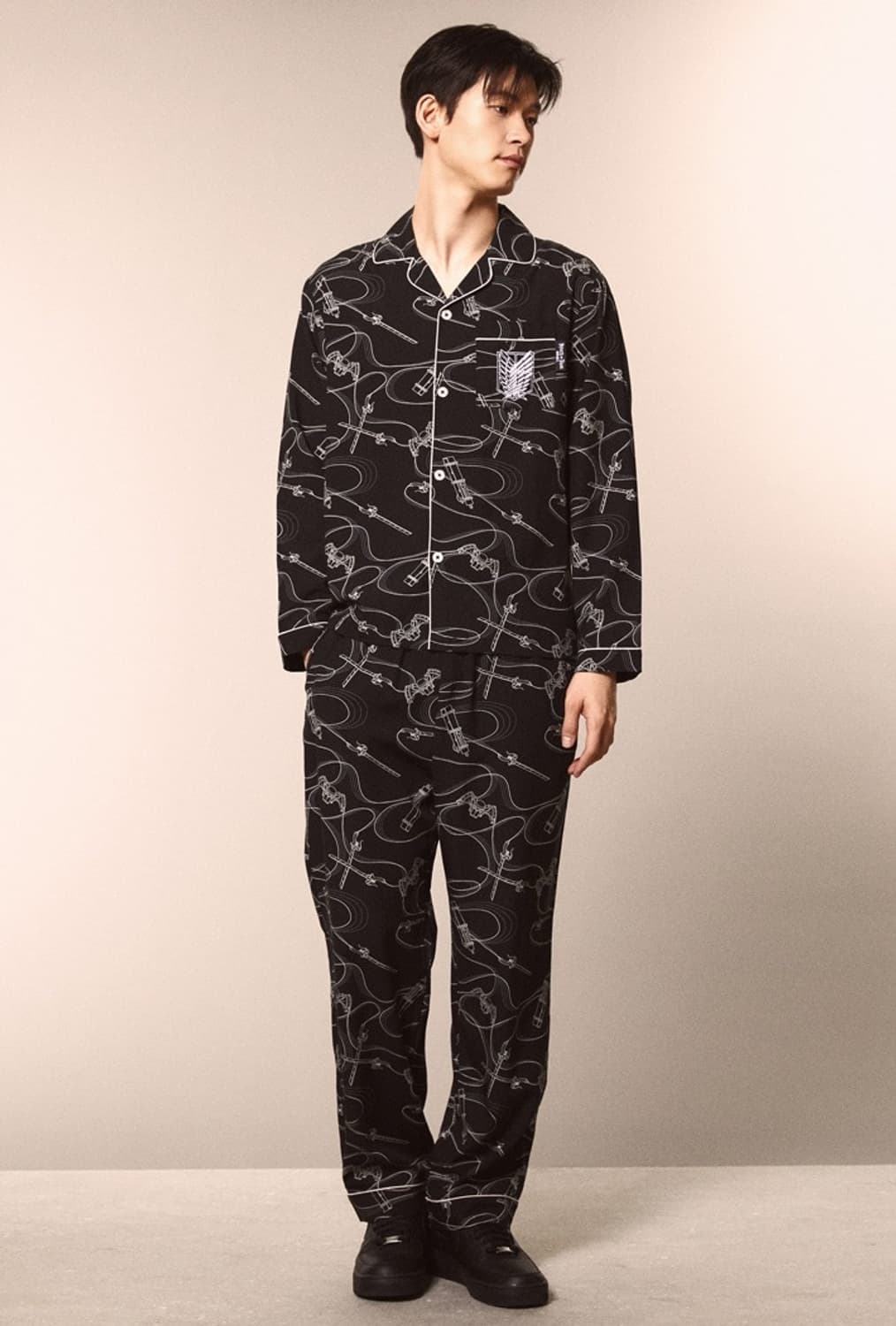 [XL]스파오 진격의거인 파자마 블랙 상품이미지2