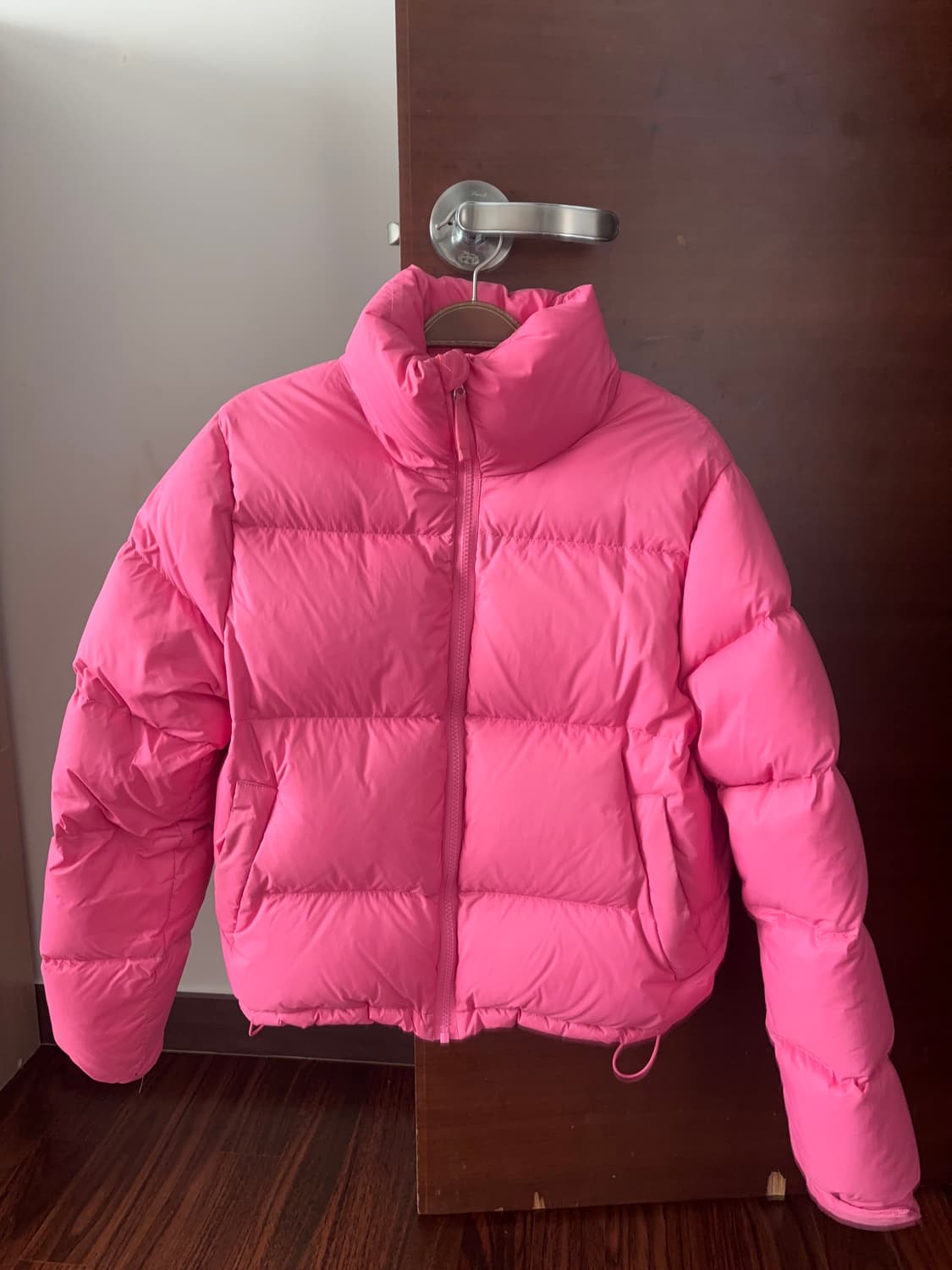 앤아더스토리즈 숏패딩 상품이미지3