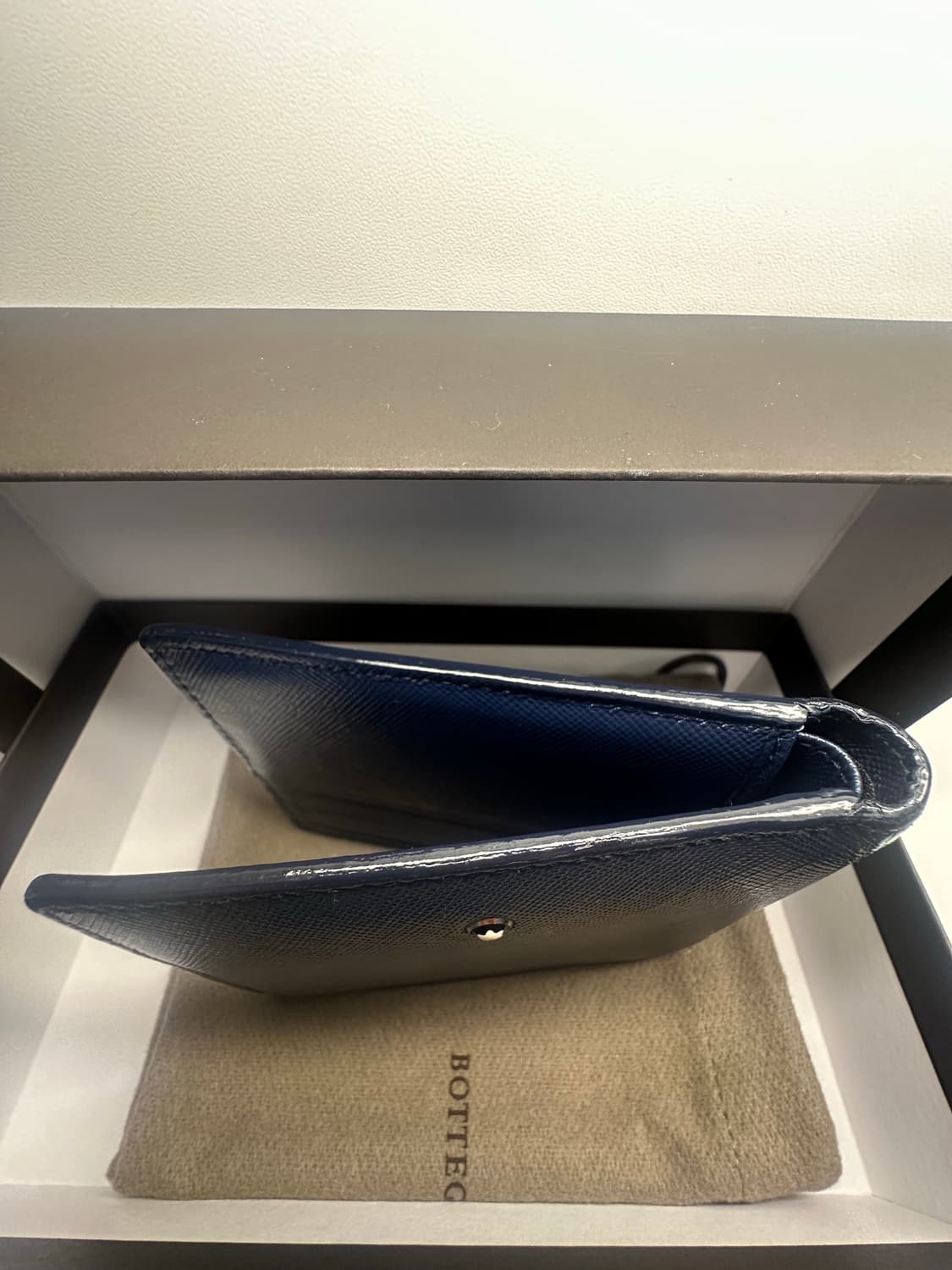 몽블랑 반지갑 사피아노 네이비 상품이미지4