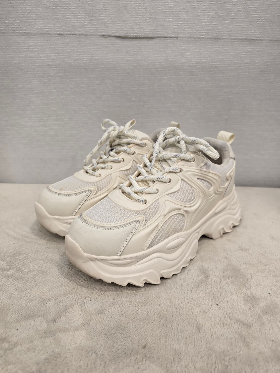 고세 아이보리 키높이 운동화 캐쥬얼화 240~245 상품이미지1