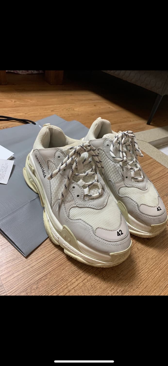 발렌시아가 트리플에스 상품이미지3