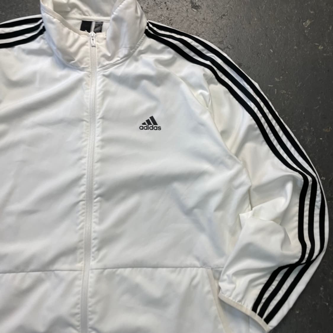 105 아디다스 바람막이 상품이미지2
